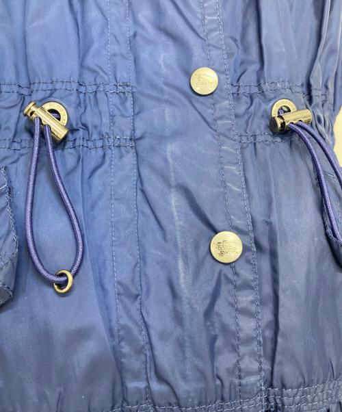 BURBERRY BLUE LABEL（バーバリー ブルー レーベル）BURBERRY BLUE LABEL (バーバリーロンドンブルーレーベル) ナイロンフショートモッズコート ブルー サイズ:38の古着・服飾アイテム