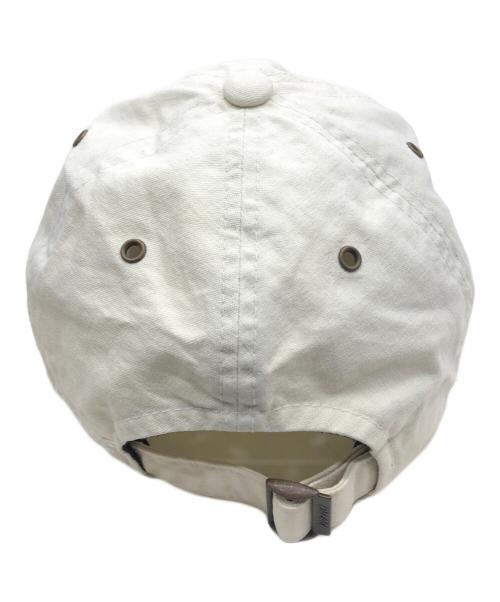 PALACE（パレス）PALACE (パレス) P 6-Panel CAP アイボリーの古着・服飾アイテム