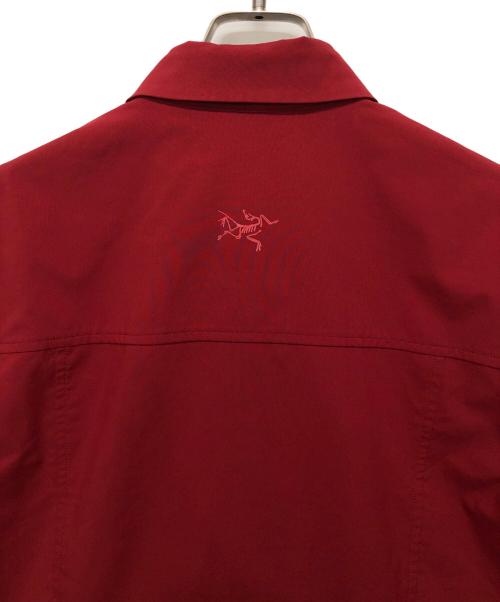 ARC'TERYX（アークテリクス）ARC'TERYX (アークテリクス) シャツ レッド サイズ:Sの古着・服飾アイテム