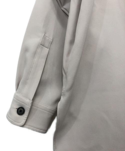 UNITED TOKYO（ユナイテッドトーキョー）UNITED TOKYO (ユナイテッドトーキョー) ダブルクロスロングシャツ アイボリー サイズ:2の古着・服飾アイテム