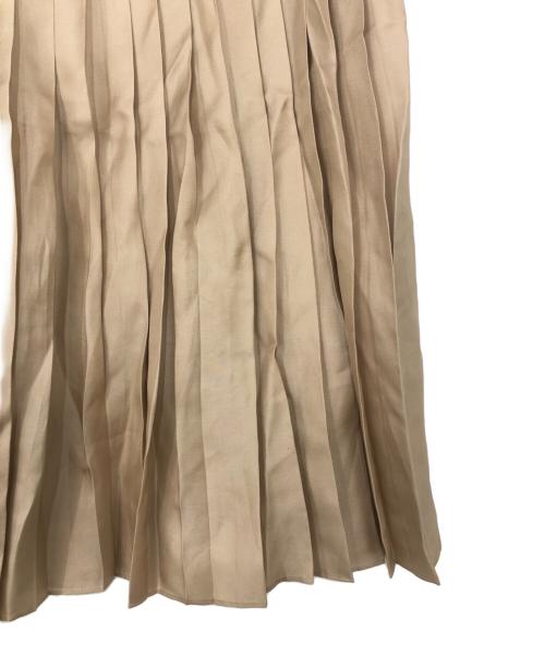 GIVENCHY（ジバンシィ）GIVENCHY (ジバンシィ) シルクプリーツスカート ベージュ サイズ:36の古着・服飾アイテム