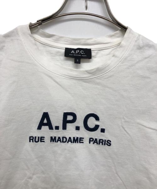 A.P.C.（アーペーセー）A.P.C. (アーペーセー) 刺繍ロゴTee ホワイト サイズ:Sの古着・服飾アイテム