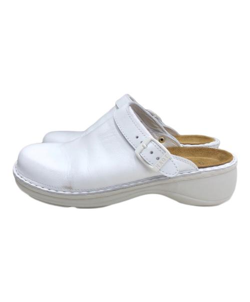 NAOT（ナオト）NAOT (ナオト) NAOT IRIS ホワイト サイズ:37の古着・服飾アイテム