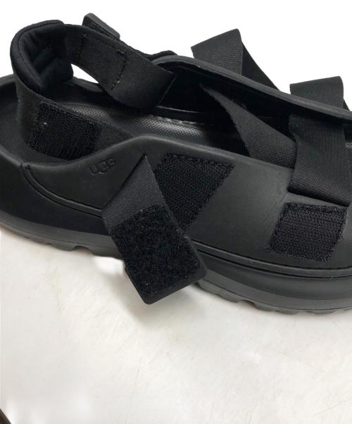 UGG（アグ）UGG (アグ) STRATUS / ストラップサンダル ブラック サイズ:24の古着・服飾アイテム