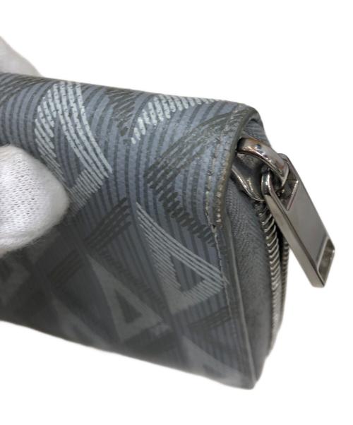 Dior（ディオール）Dior (ディオール) ダイヤモンドロゴラウンドファスナー財布 グレーの古着・服飾アイテム