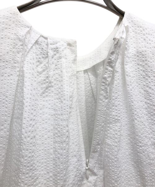 UNITED ARROWS（ユナイテッドアローズ）UNITED ARROWS (ユナイテッドアローズ) シアサッカーノースリーブブラウス ホワイト サイズ:記載無しの古着・服飾アイテム