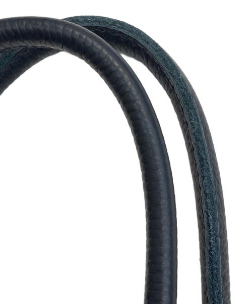 YOUNG & OLSEN The DRYGOODS STORE（ヤングアンドオルセン ザ ドライグッズストア）YOUNG & OLSEN The DRYGOODS STORE (ヤングアンドオルセン ザ ドライグッズストア) EMBOSSED LEATHER BELTED TOTE S ブラックの古着・服飾アイテム