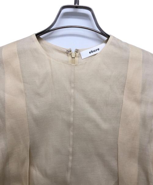 ebure（エブール）EBURE (エブール) ドライビスウールフロントギャザーブラウス ベージュ サイズ:３８の古着・服飾アイテム