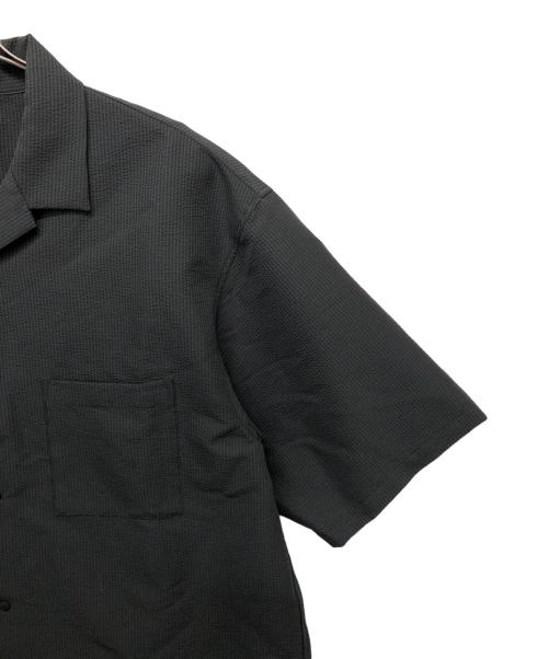 THE NORTH FACE（ザ ノース フェイス）THE NORTH FACE (ザ ノース フェイス) ショートスリーブシアサッカーベントメッシュシャツ グレー サイズ:Lの古着・服飾アイテム