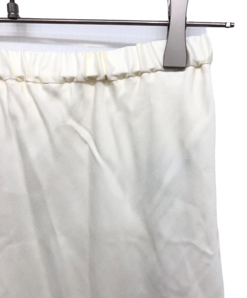 FRAMeWORK（フレームワーク）FRAMeWORK (フレームワーク) キュプラバイアスサテンロングスカート アイボリー サイズ:ＦＲＥＥ 未使用品の古着・服飾アイテム