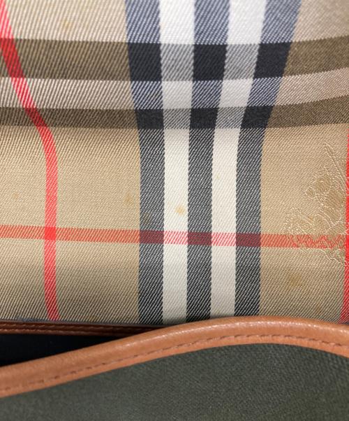 Burberry's（バーバリー）Burberry's (バーバリーズ) ショルダーバッグ グリーンの古着・服飾アイテム