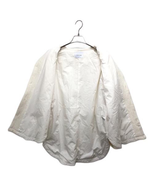 solamonat poche（ソラモナ ポッシェ）solamonat poche (ソラモナ ポッシェ) 圧縮ニットクルーシャツウールノーカラージャケット アイボリー サイズ:Fの古着・服飾アイテム