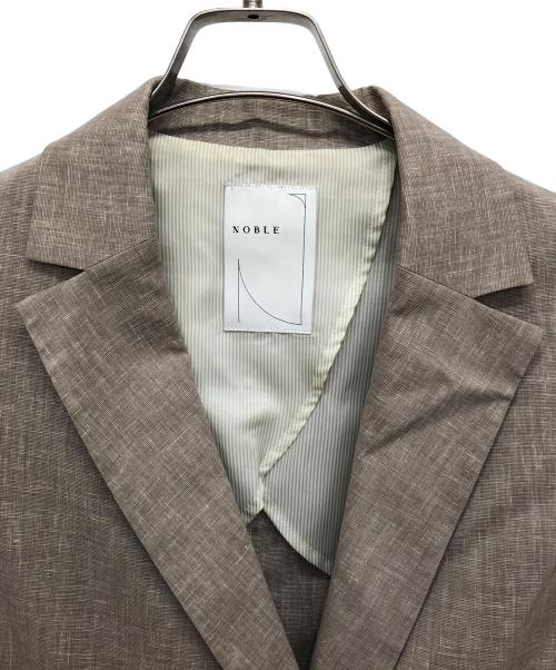 Noble（ノーブル）Noble (ノーブル) 麻ストレッチピークドラペルダブルジャケット ベージュ サイズ:36の古着・服飾アイテム