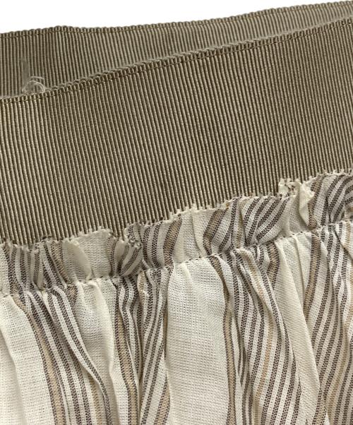 ebure（エブール）EBURE (エブール) アコーディオンプリーツスカート アイボリー サイズ:38の古着・服飾アイテム