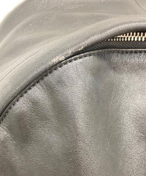 PID（ピーアイディー）Pid (ピーアイディー) レザーリュック ブラックの古着・服飾アイテム