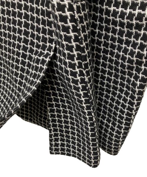 BOSS HUGO BOSS（ボス ヒューゴボス）BOSS HUGO BOSS (ボス ヒューゴボス) テーラードジャケット ブラック サイズ:48の古着・服飾アイテム