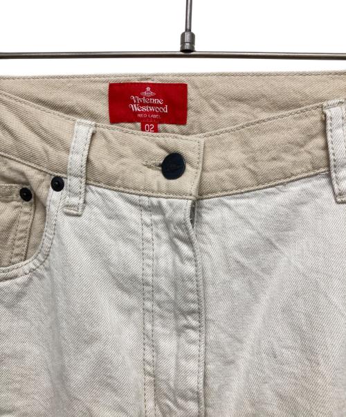 Vivienne Westwood RED LABEL（ヴィヴィアンウエストウッドレッドレーベル）Vivienne Westwood RED LABEL (ヴィヴィアンウエストウッドレッドレーベル) オーブ刺繍デニムパンツ ベージュ サイズ:02の古着・服飾アイテム