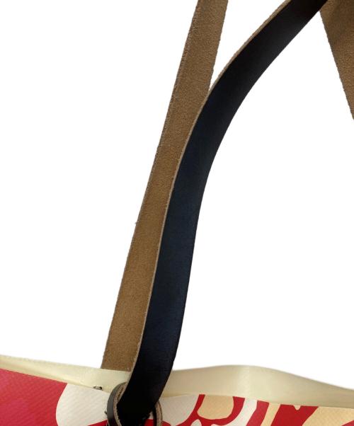 MARNI（マルニ）MARNI (マルニ) PVC FLORAL SHOPPER レッドの古着・服飾アイテム