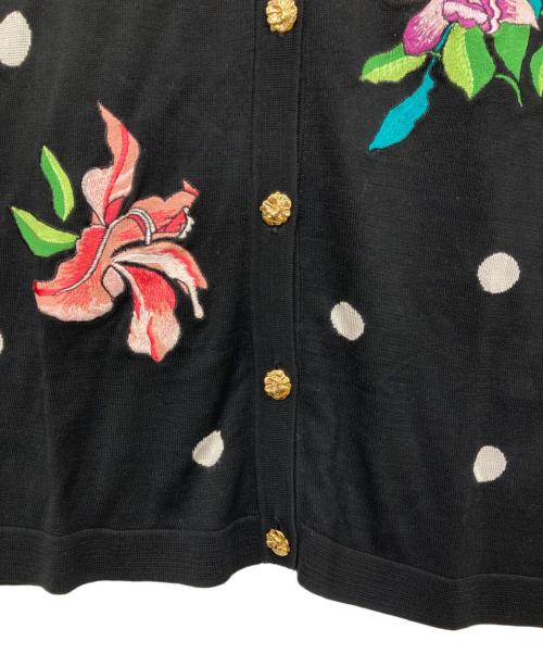 LEONARD FASHION（レオナールファッション）LEONARD FASHION (レオナールファッション) 金釦花刺繍ニットカーディガン ブラック サイズ:Mの古着・服飾アイテム