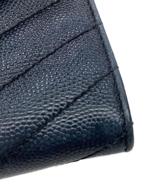 Saint Laurent Paris（サンローランパリ）Saint Laurent Paris (サンローランパリ) YSLロゴラージフラップVステッチ ネイビーの古着・服飾アイテム