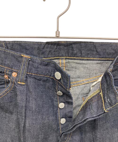 MOMOTARO JEANS（桃太郎ジーンズ）MOMOTARO JEANS (桃太郎ジーンズ) 出陣10oz特濃セルビッチミドルストレート インディゴ サイズ:W34の古着・服飾アイテム