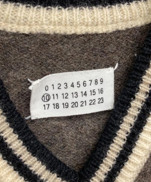 Maison Margiela（メゾンマルジェラ）Maison Margiela (メゾンマルジェラ) Vネックウールベスト ブラウン サイズ:Lの古着・服飾アイテム