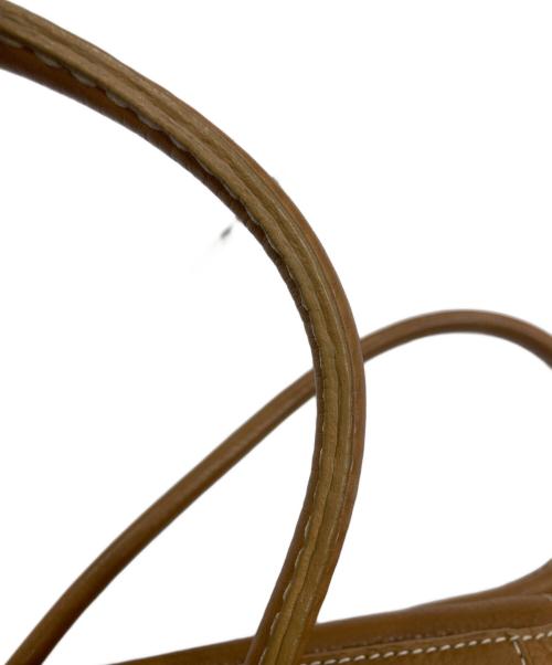 TOD'S（トッズ）TOD'S (トッズ) CORNICHE WAVE/ハンドバッグ ベージュの古着・服飾アイテム