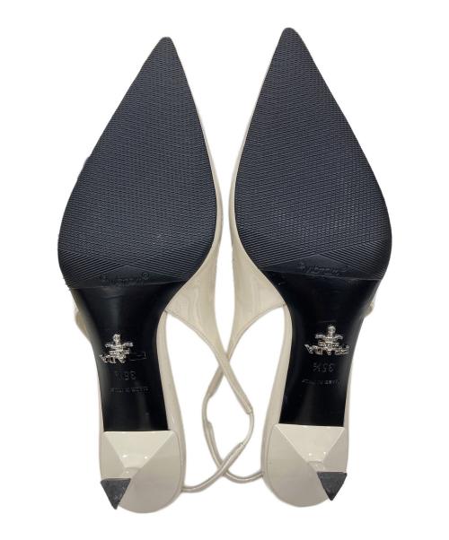 PRADA（プラダ）PRADA (プラダ) スリングバッグパンプス アイボリー サイズ:SIZE35 1/2の古着・服飾アイテム