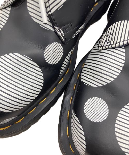 Dr.Martens（ドクターマーチン）Dr.Martens (ドクターマーチン) QUAD POLKA DOT 3ホール シューズ ブラック×ホワイト サイズ:UK5の古着・服飾アイテム
