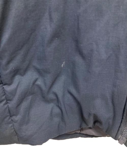 ARC'TERYX（アークテリクス）ARC'TERYX (アークテリクス) ATOM AR HOODY ネイビー サイズ:Mの古着・服飾アイテム