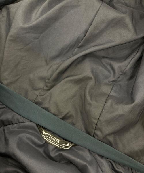 ARC'TERYX（アークテリクス）ARC'TERYX (アークテリクス) ATOM AR HOODY ネイビー サイズ:Mの古着・服飾アイテム