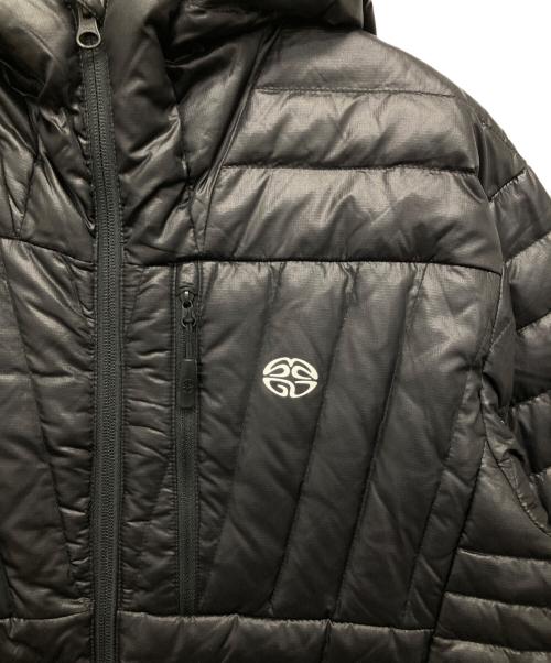 mahagrid（マハグリッド）MAHAGRID (マハグリッド) GHT HOODED DOWN PUFFER/ダウンジャケット ブラック サイズ:Sの古着・服飾アイテム