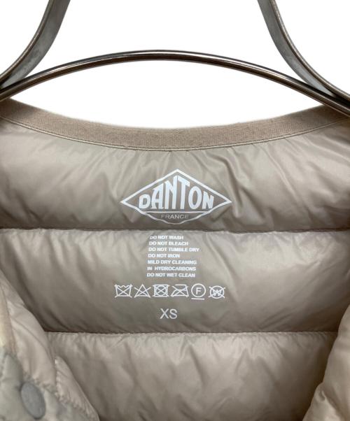 DANTON（ダントン）DANTON (ダントン) ノーカラーダウンジャケット ベージュ サイズ:XSの古着・服飾アイテム
