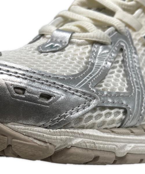 NEW BALANCE（ニューバランス）NEW BALANCE (ニューバランス) M1906REE SILVER/WHITE/スニーカー シルバー×ホワイト サイズ:27cmの古着・服飾アイテム