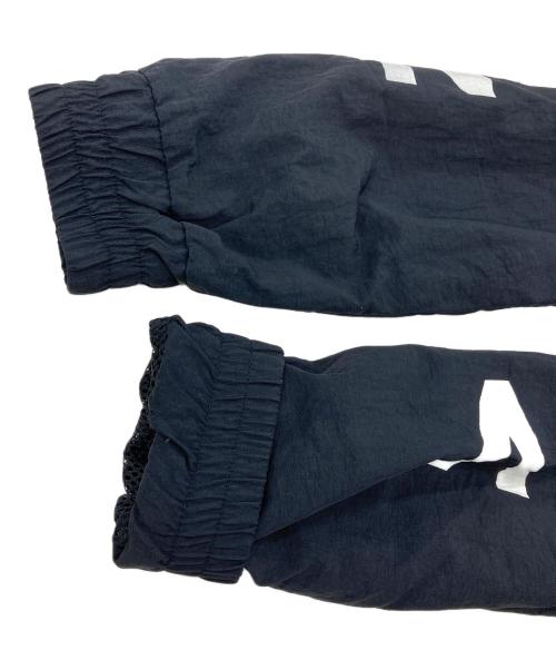 RADIO EVA（ラヂオエヴァ）RADIO EVA (ラヂオエヴァ) EVANGELION SWITCHING NYLON JACKET ブラック サイズ:Mの古着・服飾アイテム