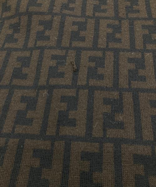 FENDI（フェンディ）FENDI (フェンディ) ズッカ総柄マフラー ブラウンの古着・服飾アイテム