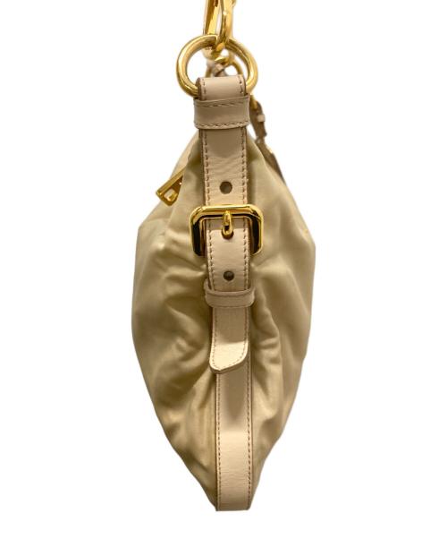 PRADA（プラダ）PRADA (プラダ) ナイロンショルダーバッグ ベージュの古着・服飾アイテム