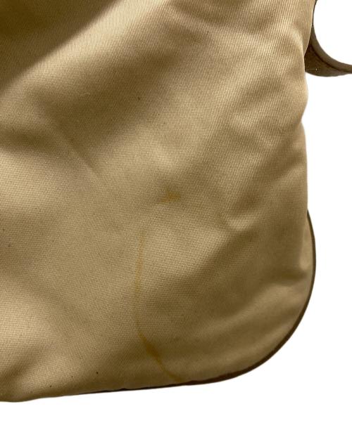 PRADA（プラダ）PRADA (プラダ) ナイロンショルダーバッグ ベージュの古着・服飾アイテム