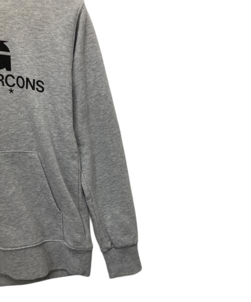 CDG（シーディージー）CDG (シーディージー) ロゴプルオーバーパーカー グレー サイズ:Sの古着・服飾アイテム