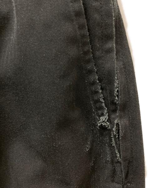 TIGHTBOOTH PRODUCTION（タイトブースプロダクション）TIGHTBOOTH PRODUCTION (タイトブースプロダクション) HERRINGBONE BALLOON PANTS ブラック サイズ:XLの古着・服飾アイテム