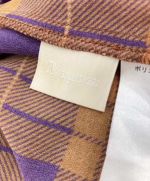 Diagram（ダイアグラム）Diagram (ダイアグラム) ボウタイ付きチェックプリントワンピース ブラウン サイズ:36の古着・服飾アイテム