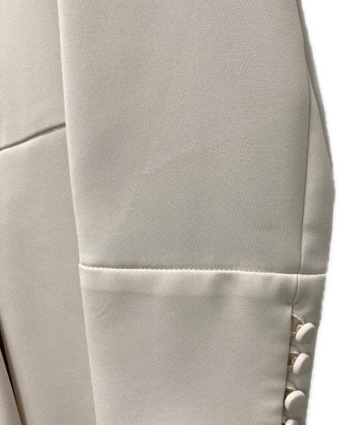 23区（ニジュウサンク）23区 (ニジュウサンク) クラッシータックワンピース ベージュ サイズ:38の古着・服飾アイテム