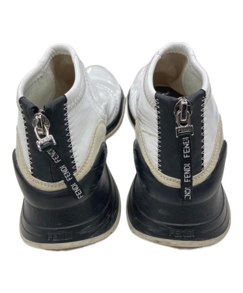 FENDI（フェンディ）FENDI (フェンディ) フルイド エナメル ジップアップ スニーカー ホワイト サイズ:35の古着・服飾アイテム