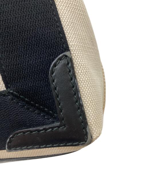 BALENCIAGA（バレンシアガ）BALENCIAGA (バレンシアガ) カバスXS/2WAYショルダーバッグ アイボリーの古着・服飾アイテム