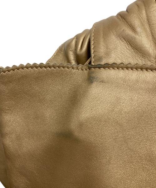 LOEWE（ロエベ）LOEWE (ロエベ) ナッパアイレ/ハンドバッグ ゴールドの古着・服飾アイテム
