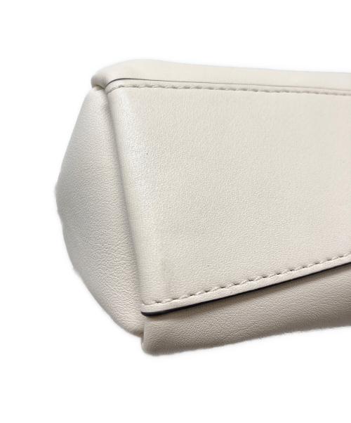 COACH（コーチ）COACH (コーチ) フェイショルダーバッグ・ルーシング ホワイトの古着・服飾アイテム