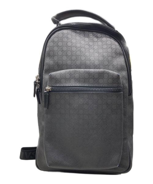 Salvatore Ferragamo（サルヴァトーレ フェラガモ）Salvatore Ferragamo (サルヴァトーレ フェラガモ) ガンチーニ総柄PVCショルダーバッグの古着・服飾アイテム