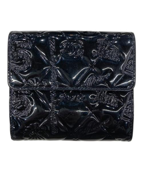 CHANEL（シャネル）CHANEL (シャネル) アイコンラインエナメル3つ折り財布 ブラックの古着・服飾アイテム