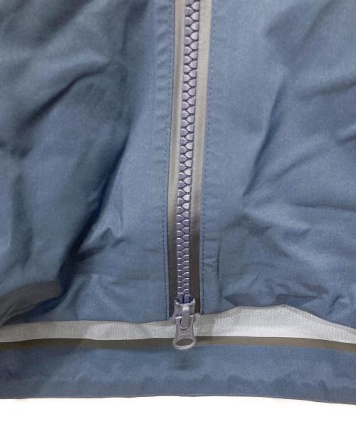 THE NORTH FACE（ザ ノース フェイス）THE NORTH FACE (ザ ノース フェイス) トリクライメートジャケット ネイビー サイズ:L 未使用品の古着・服飾アイテム