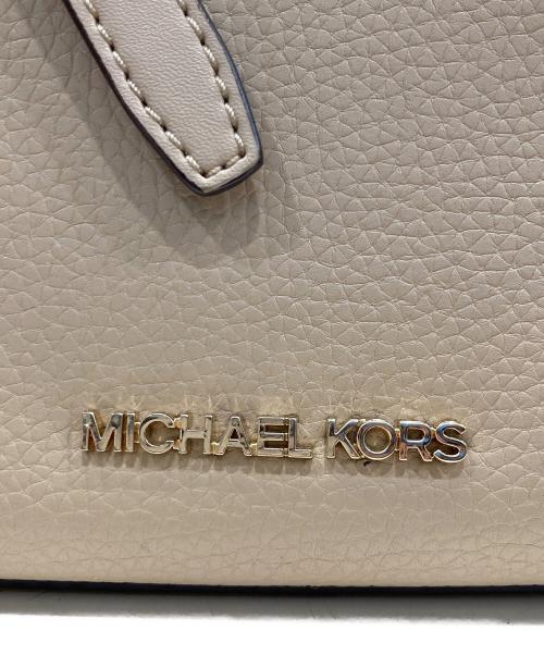 MICHAEL KORS（マイケル・コース）MICHAEL KORS (マイケル・コース) Emilia/2WAYバッグ ベージュの古着・服飾アイテム